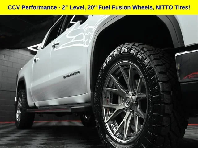 New 2026 Glacier White Tricoat GMC SLT image 4