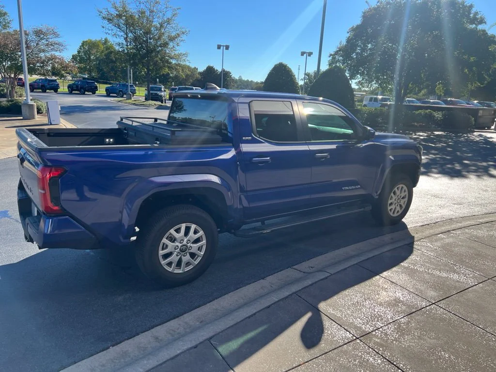 Used 2025 Blue Toyota SR5 image 2
