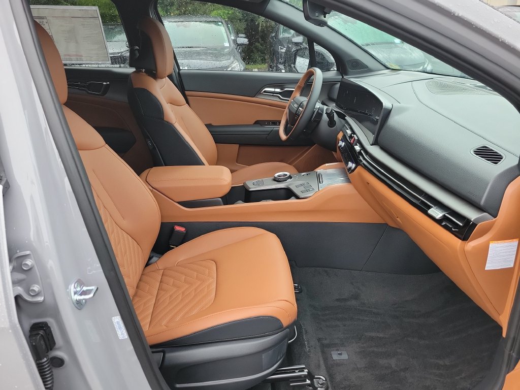 New 2027 Wolf Gray Kia X-Line image 7
