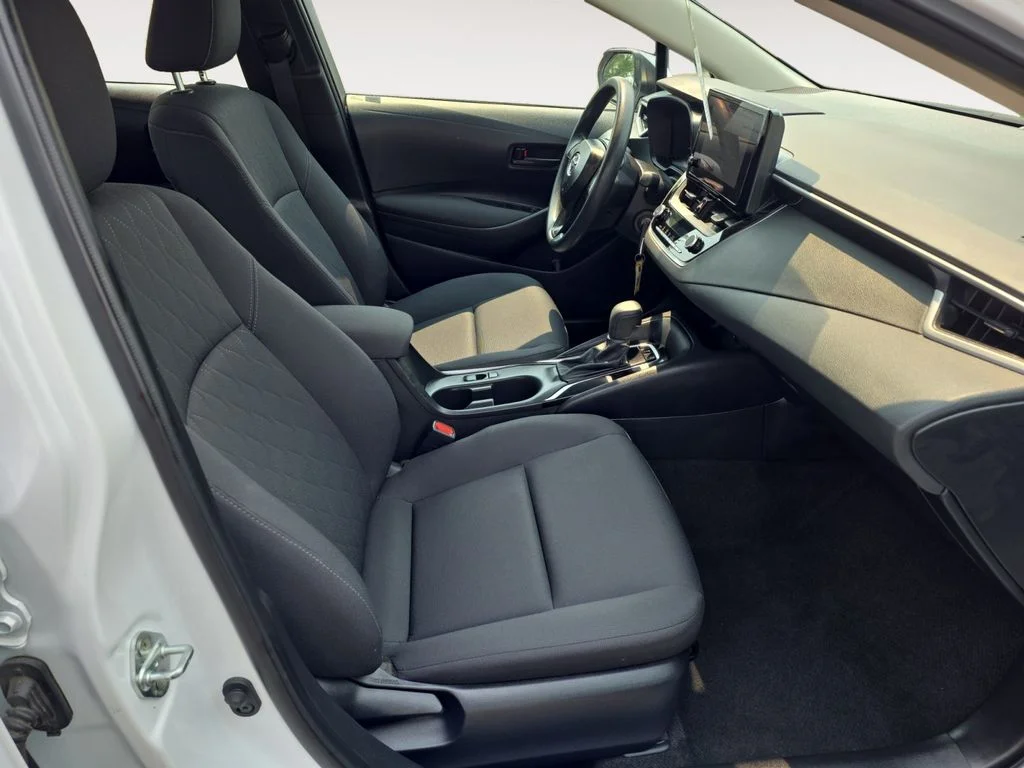 Used 2024 Ice Cap Toyota LE image 10