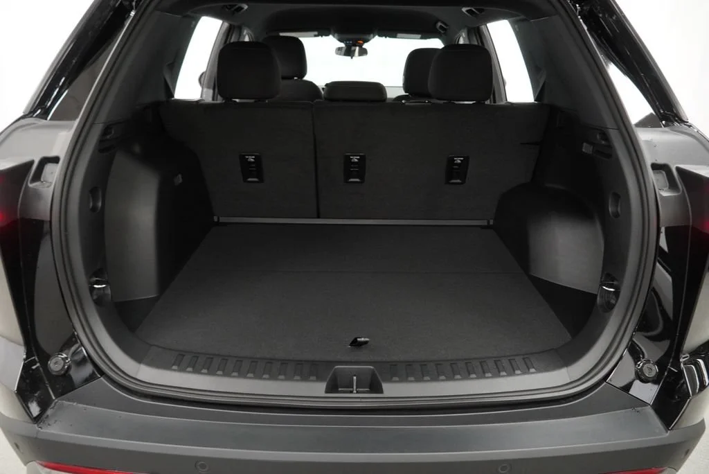 2027 Chevrolet Equinox LT - Photo 25