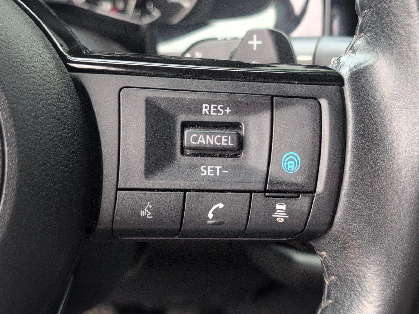 Used 2022 Gun Metallic Nissan SV image 30