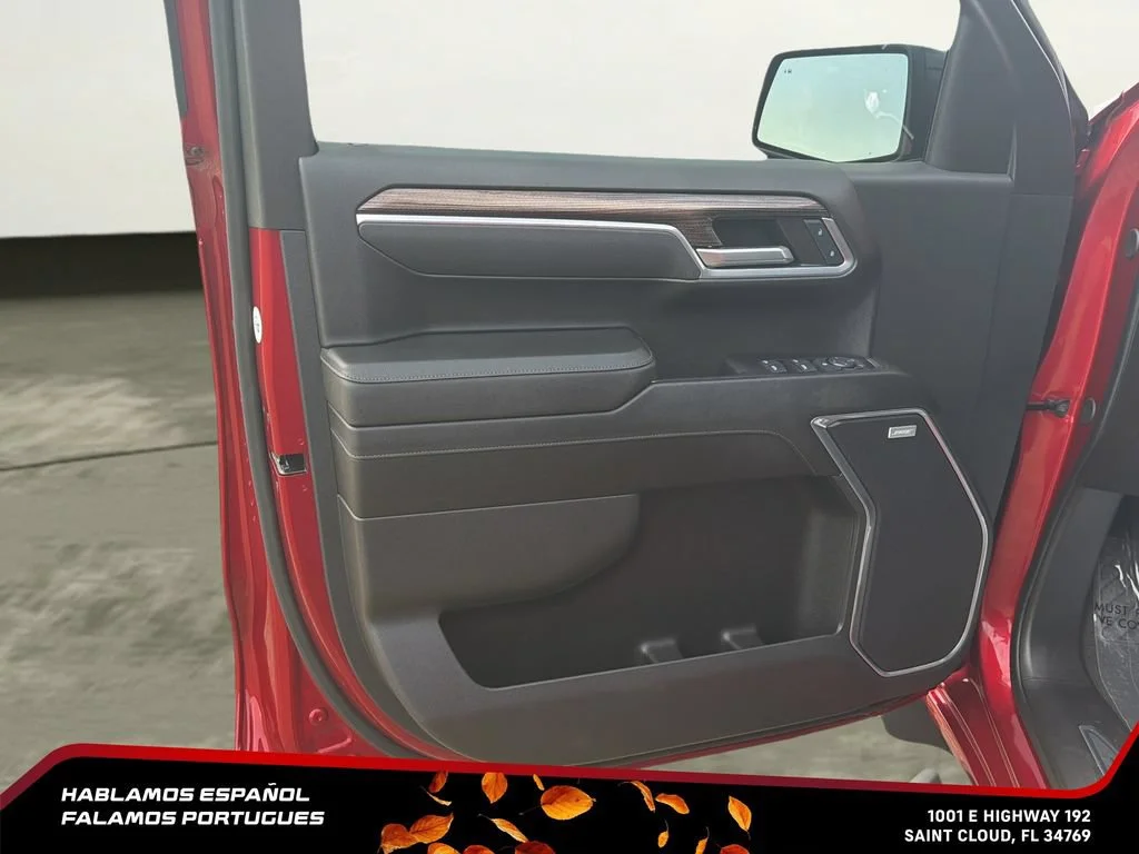 Used 2024 Radiant Red Tintcoat Chevrolet RST image 13