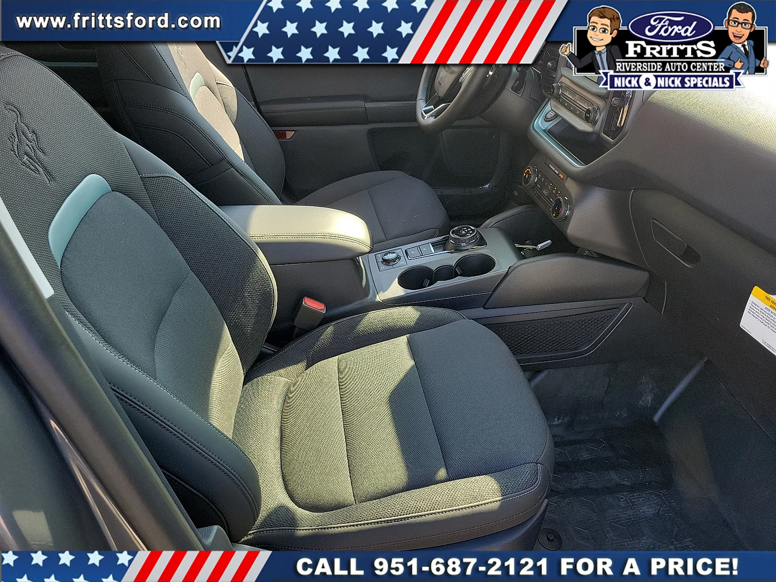 New 2024 Carbonized Grey Metallic Ford Badlands® image 17