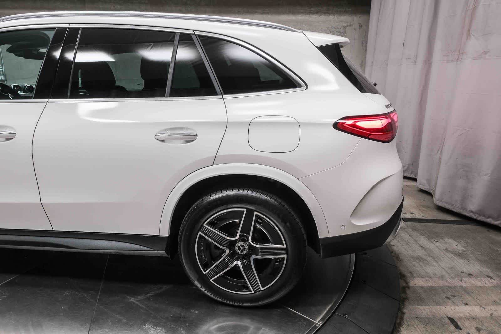 Certified Used 2025 Polar White Mercedes-Benz GLC 350e image 8