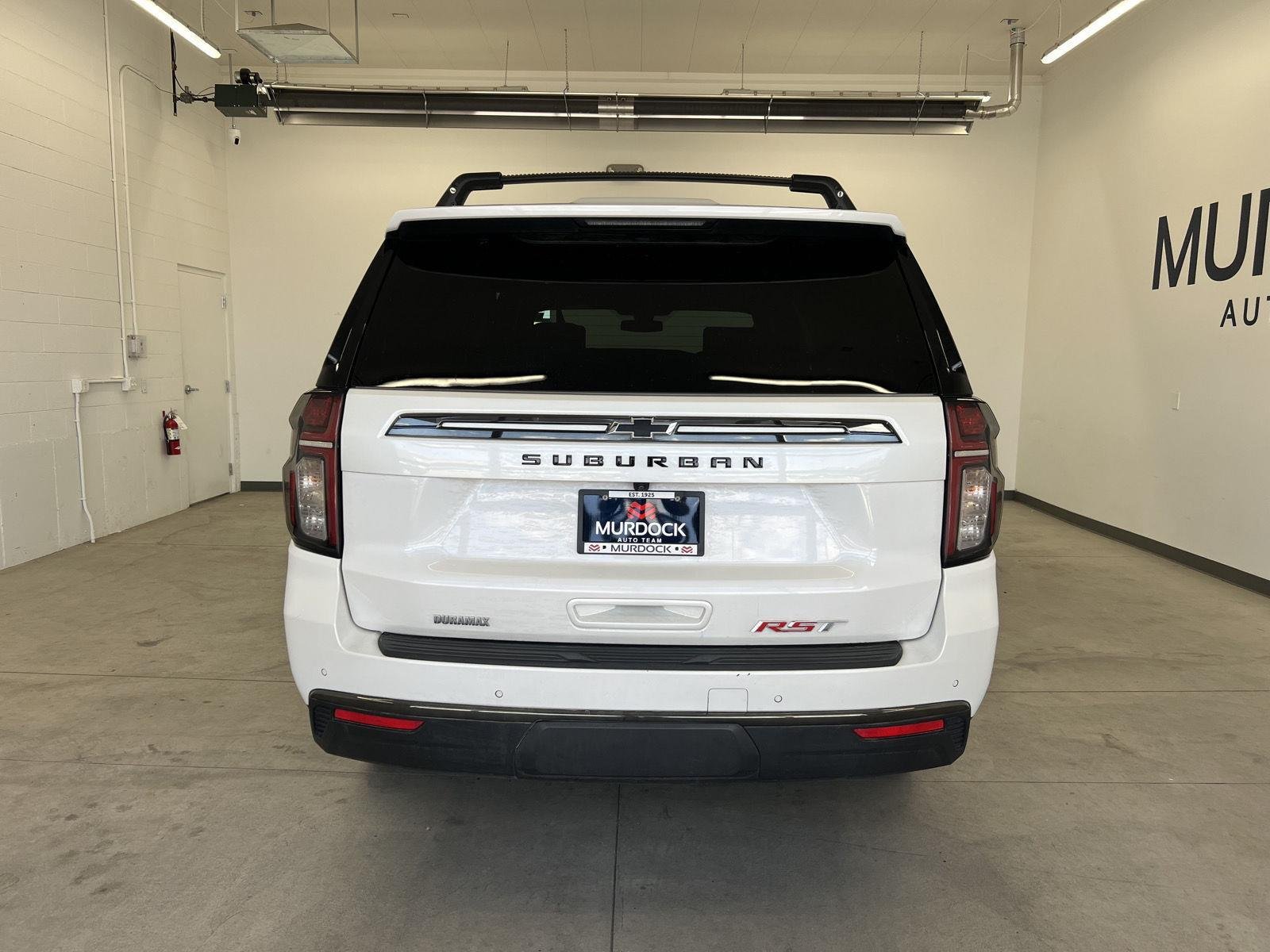 2021 Chevrolet Suburban RST - Photo 3