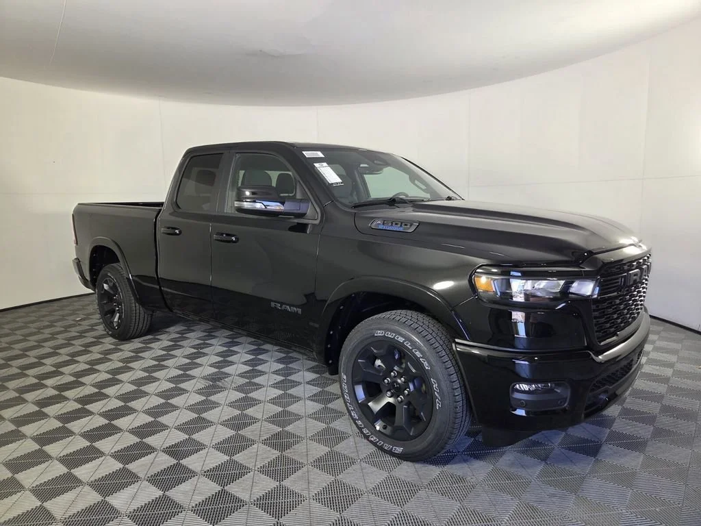 New 2026 Diamond Black Crystal Pearl-Coat Exterior Paint RAM Big Horn image 2