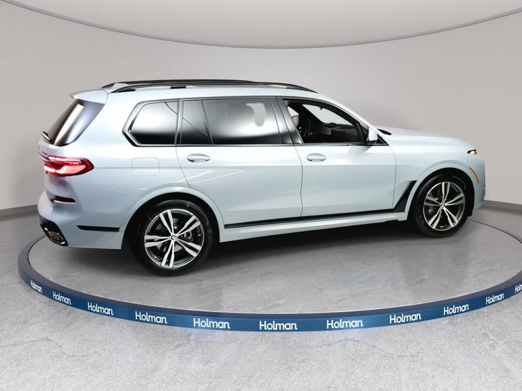 Used 2026 Brooklyn Grey Metallic BMW xDrive40i image 10