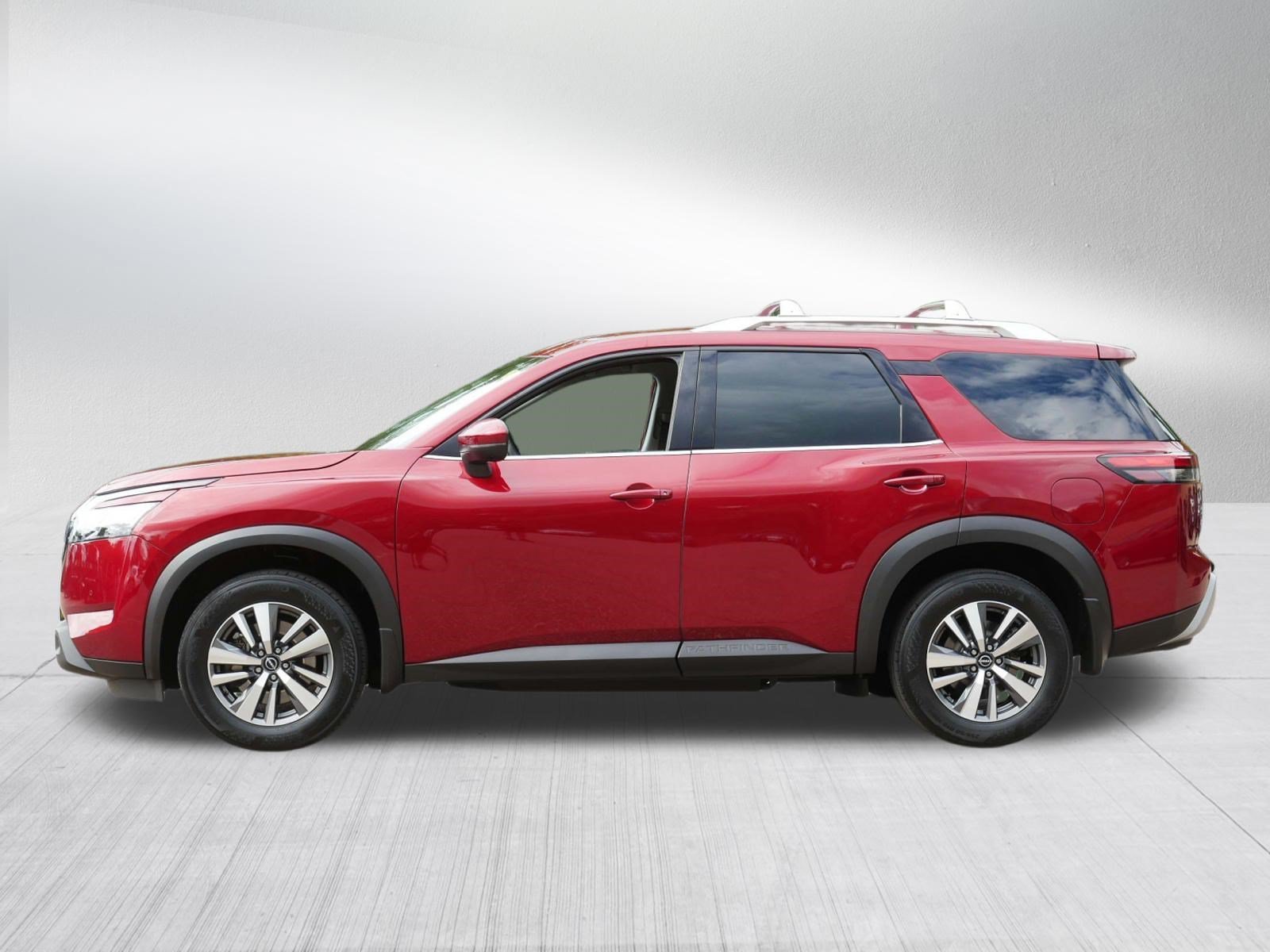 Certified Used 2024 Scarlet Ember Nissan SL image 4