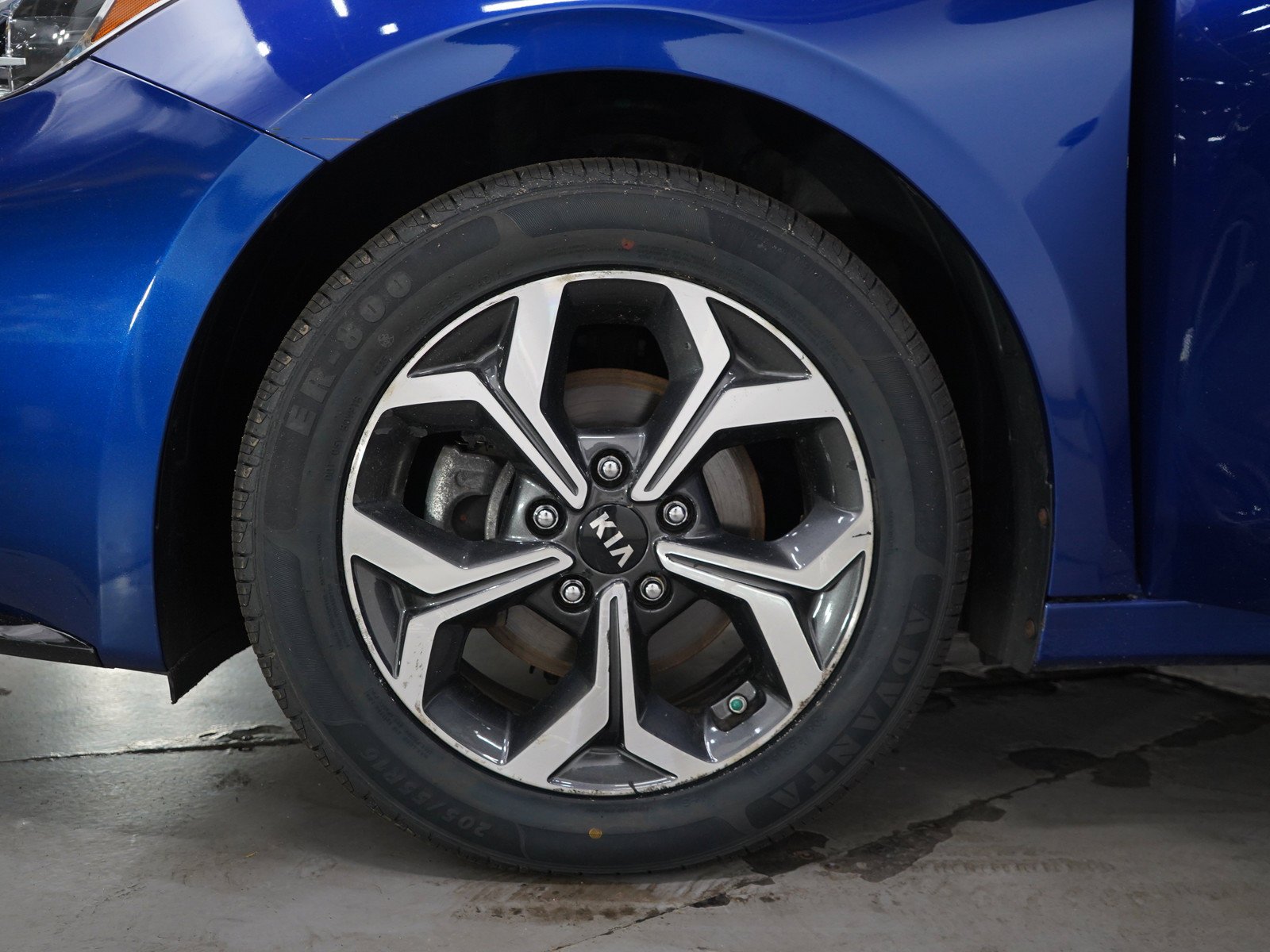 Used 2020 Deep Sea Blue Kia Lxs image 28