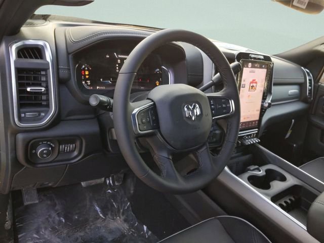 New 2026 Granite Crystal Metallic Clear-Coat Exterior Paint RAM Laramie image 11