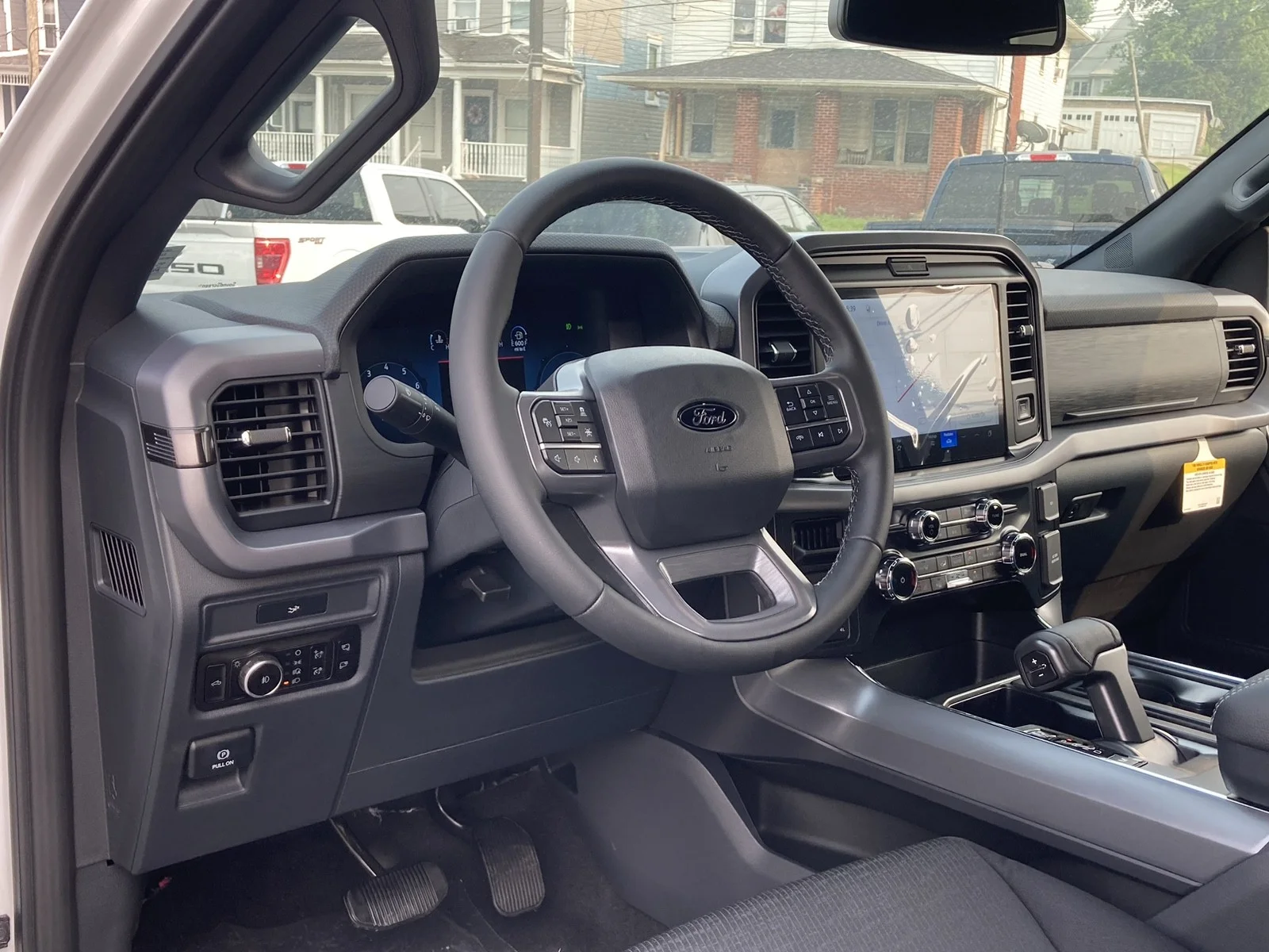 New 2026 Oxford White Ford XLT image 25