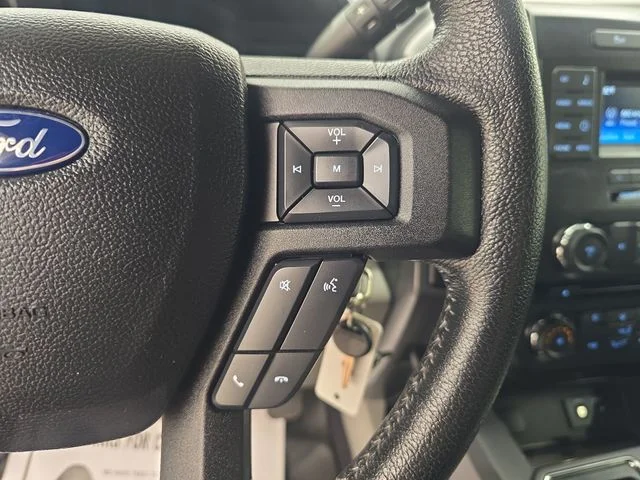 Used 2015 Oxford White Ford XLT image 30