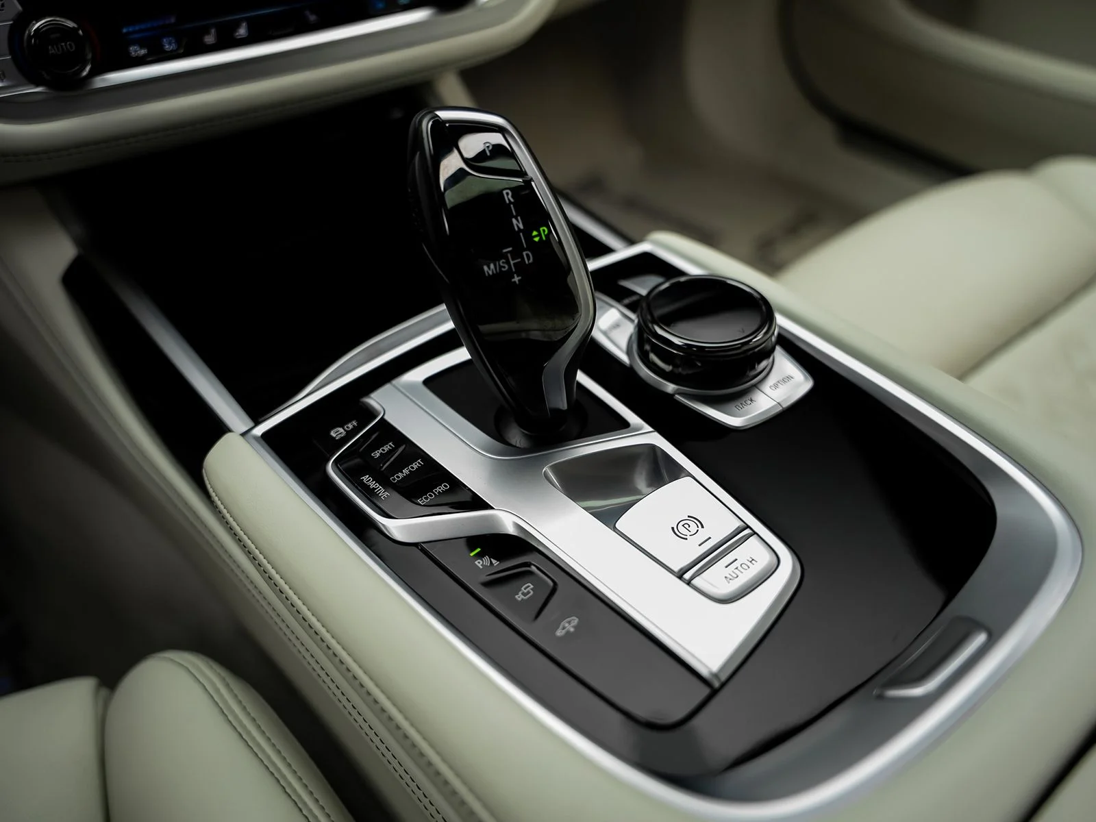 Used 2022 Blue BMW ALPINA B7 xDrive image 54