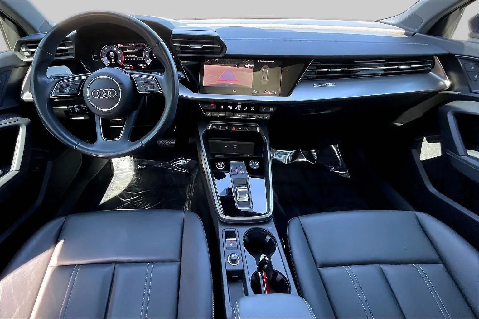 Used 2023 Navarra Blue Metallic Audi Premium image 31
