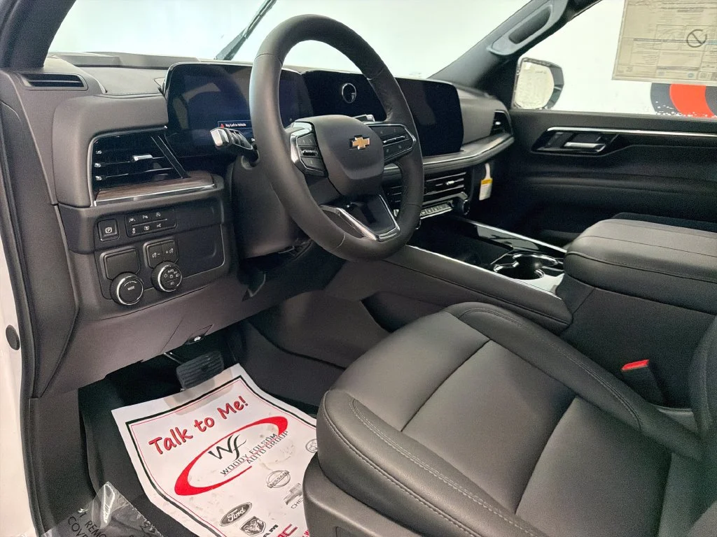 New 2027 Summit White Chevrolet LT image 9