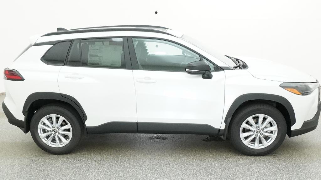 New 2026 Wind Chill Pearl Toyota LE image 14