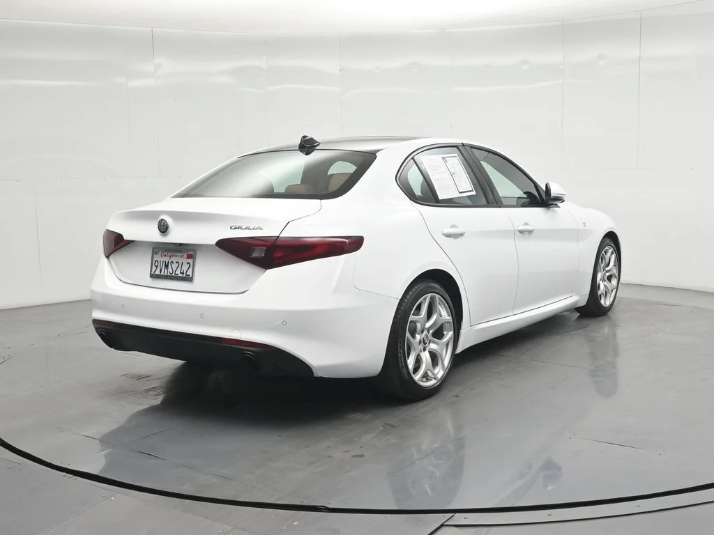 Used 2022 White Alfa Romeo Ti image 25