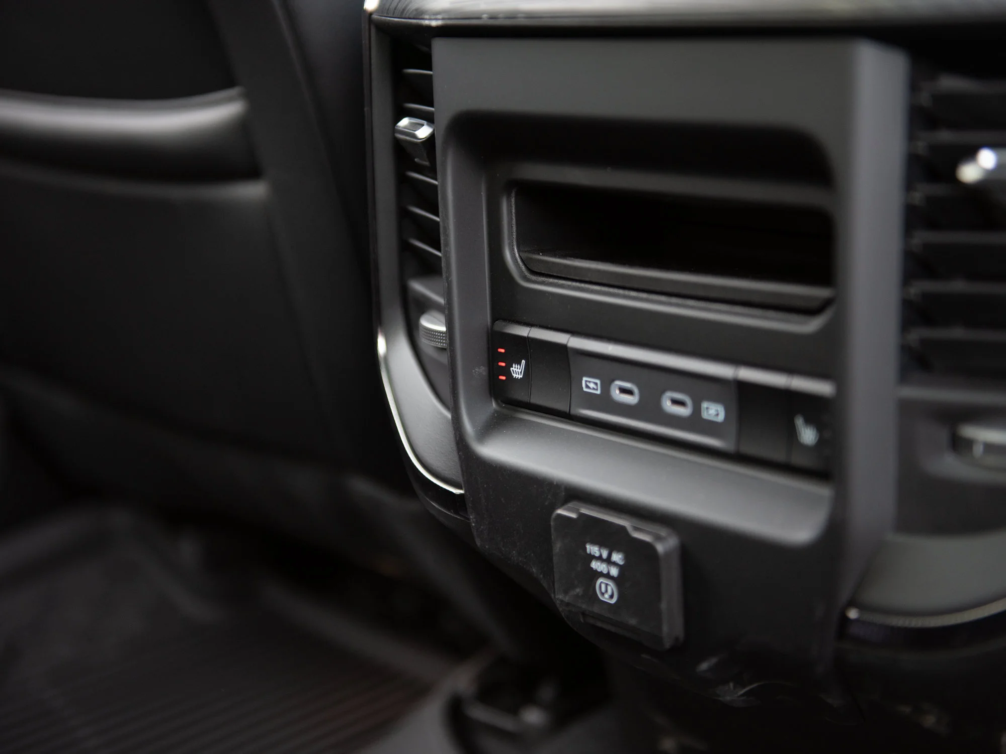New 2026 Black RAM Sport* image 26