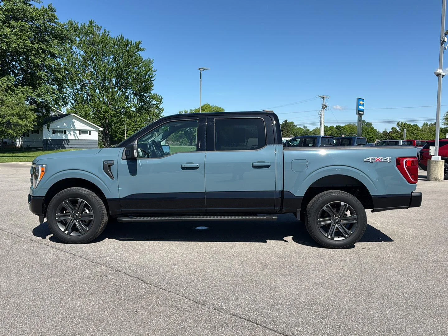Used 2023 Area 51/Agate Black Ford XLT image 7