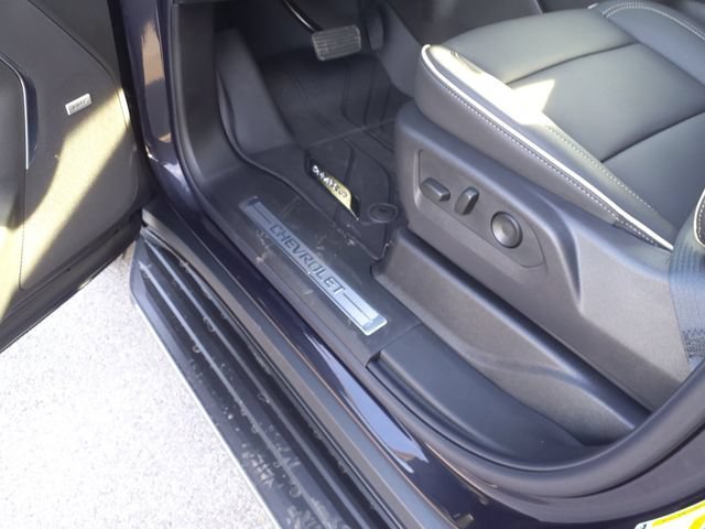 New 2026 Dark Ash Metallic Chevrolet Premier image 13