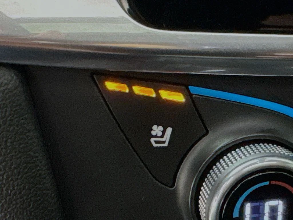 2023 Chevrolet Traverse High Country - Photo 25