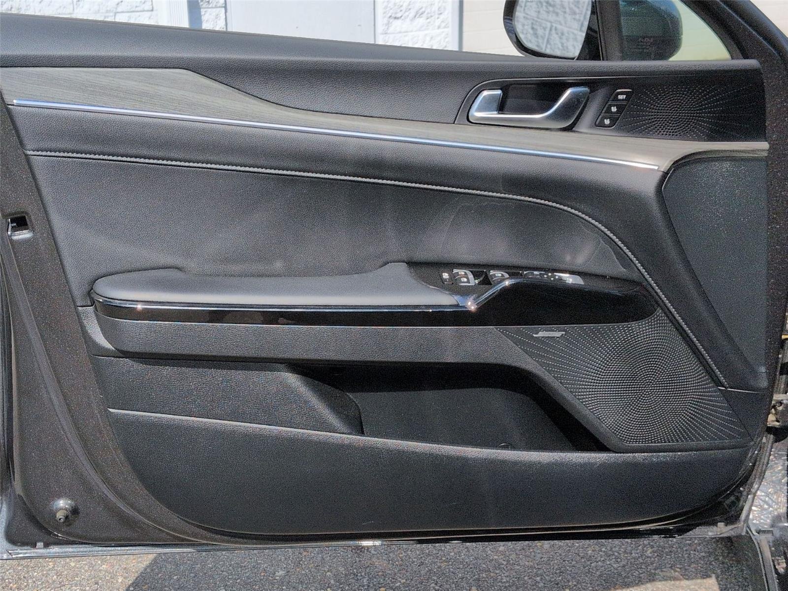Used 2025 Interstellar Gray Kia EX image 15