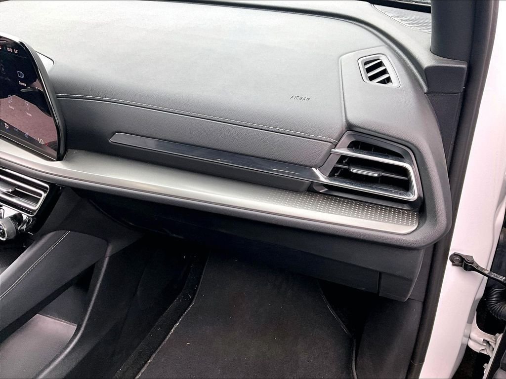 Used 2024 White Chevrolet LT image 13
