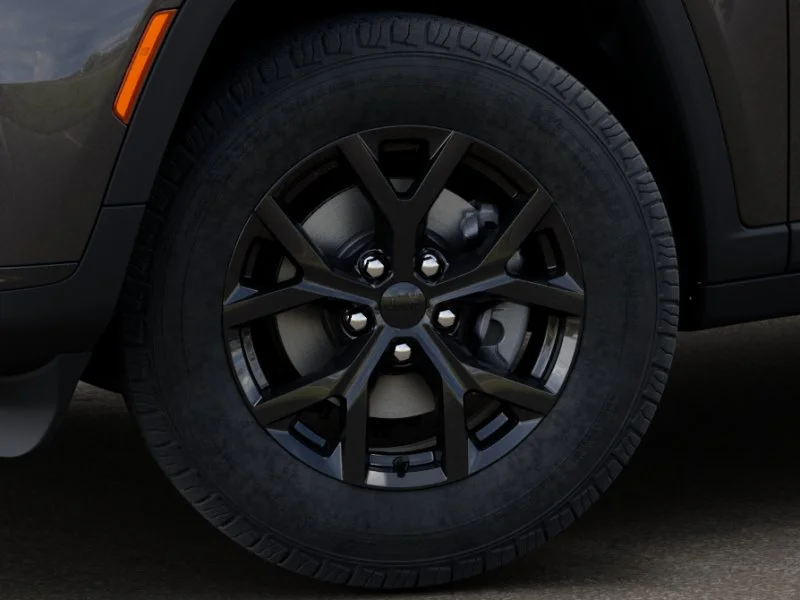 New 2025 Baltic Gray Metallic Clear-Coat Exterior Paint Jeep Altitude X image 32