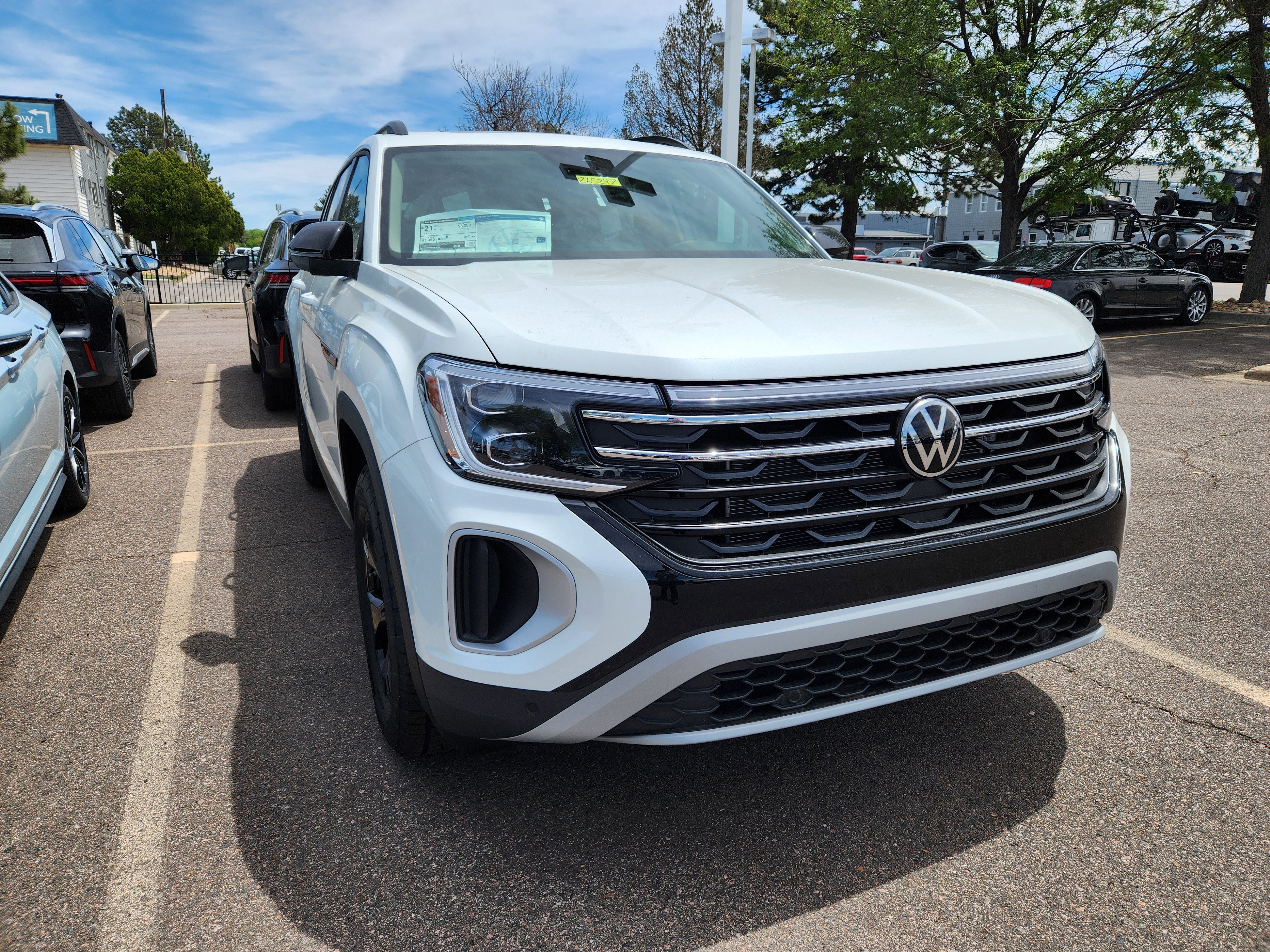 2026 Volkswagen Atlas 2.0T Atlas Peak Edition 4MOTION's photo