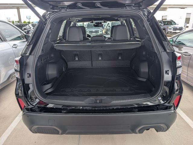 New 2026 CRYSTAL BLACK SILICA Subaru Limited Hybrid image 21