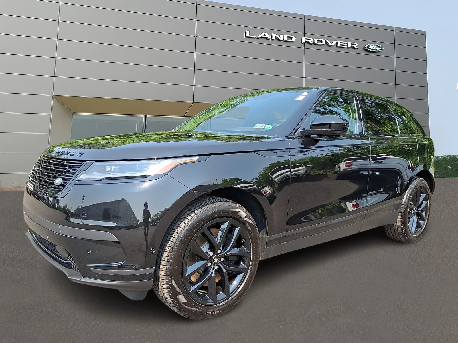 2026 Land Rover Range Rover Velar