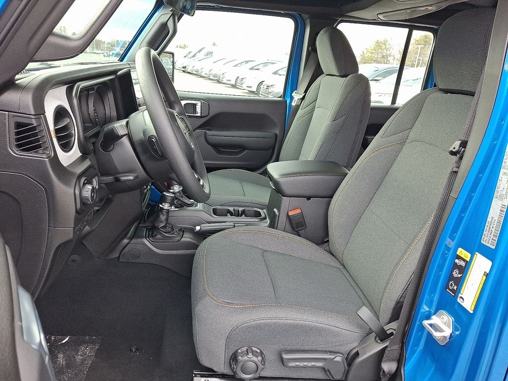 New 2026 Hydro Blue Pearlcoat Jeep Sport image 9