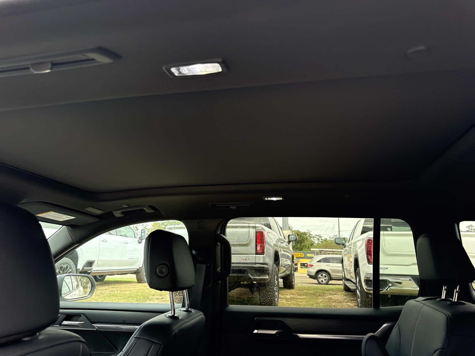 New 2027 Summit White GMC Elevation image 10