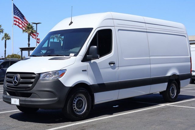 2025|Mercedes-Benz|eSprinter 2500|Cargo 170 WB|High Roof|3D Cargo Van