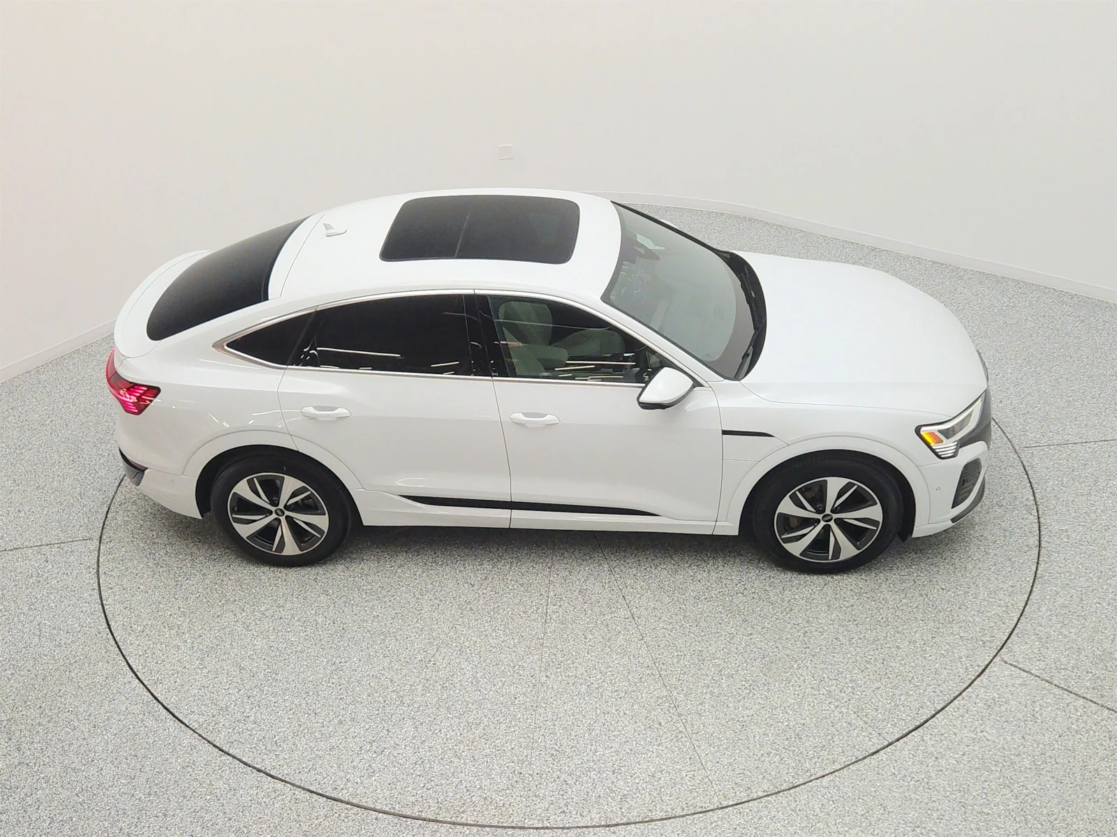 Used 2024 Glacier White Metallic Audi S line Premium Plus image 25