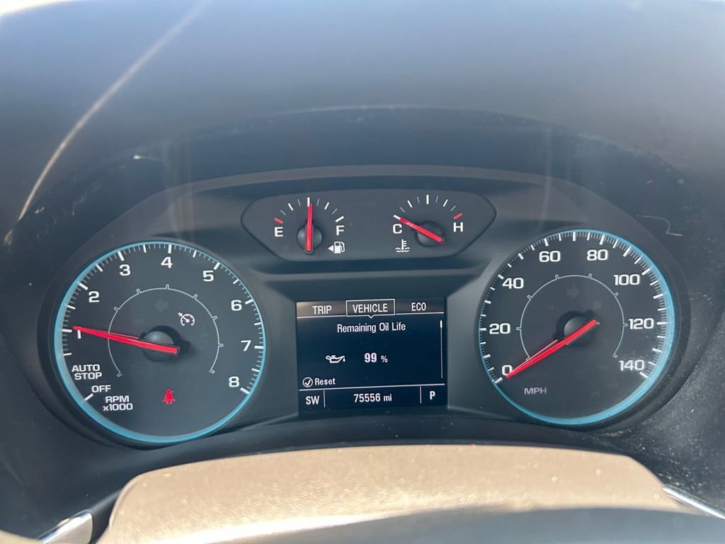 Used 2021 SUMMIT WHITE Chevrolet LS image 18
