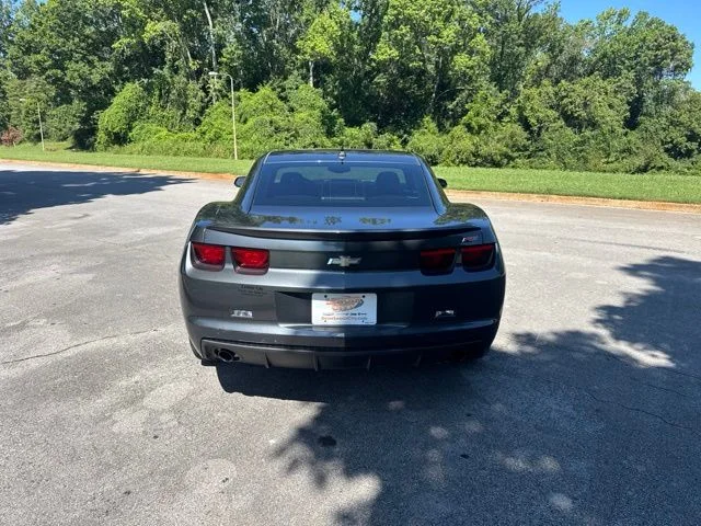 Used 2010 Gray Chevrolet 1LT image 6