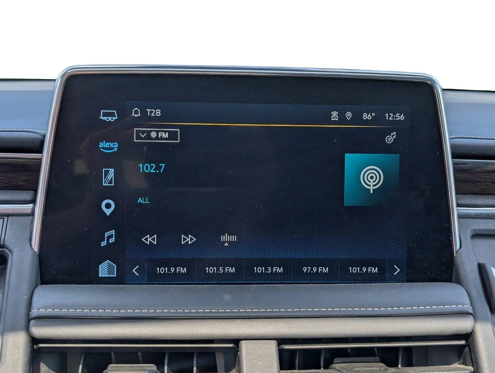 Used 2023 Black Chevrolet Premier image 21