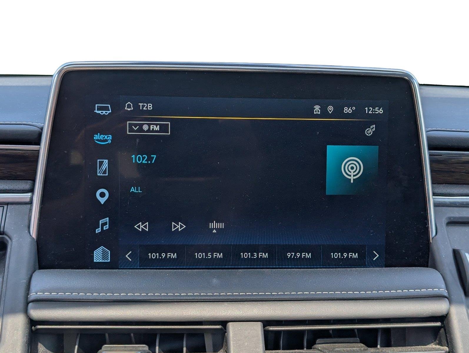 Used 2023 Black Chevrolet Premier image 21