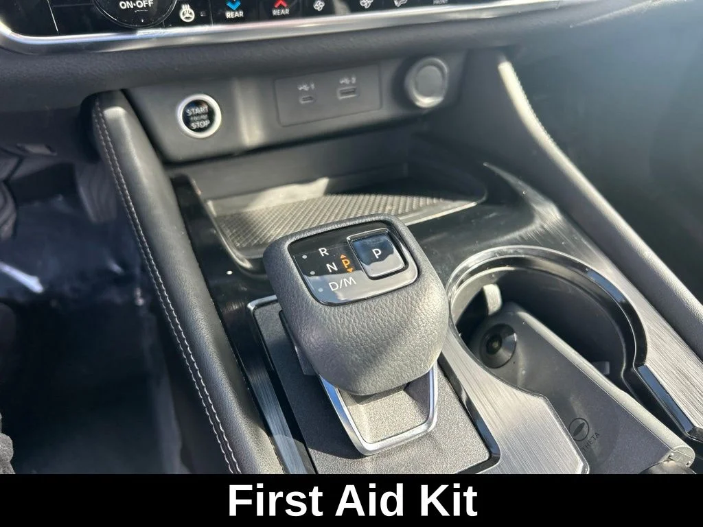 Used 2021 Gray Nissan SL image 15