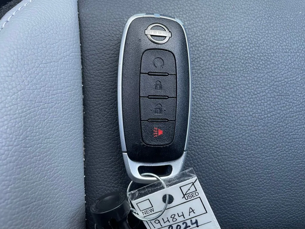 Certified Used 2024 White Nissan SR image 19