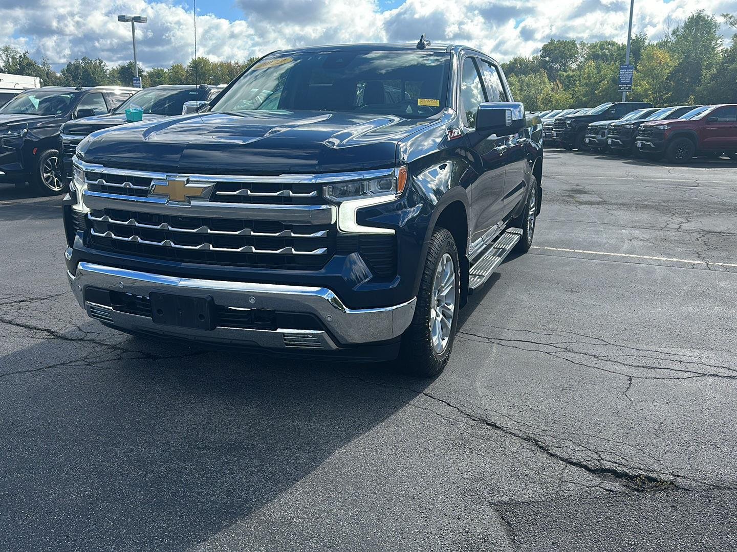 Used 2022 Northsky Blue Metallic Chevrolet LTZ image 5