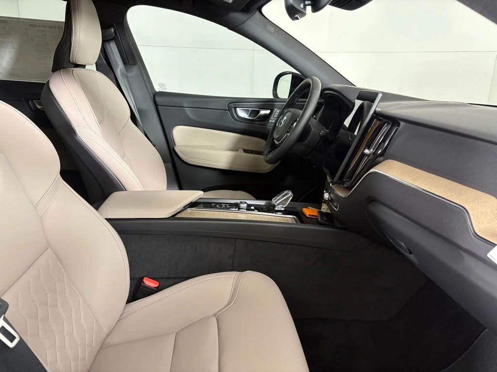 New 2026 Forest Lake Volvo Plus image 14