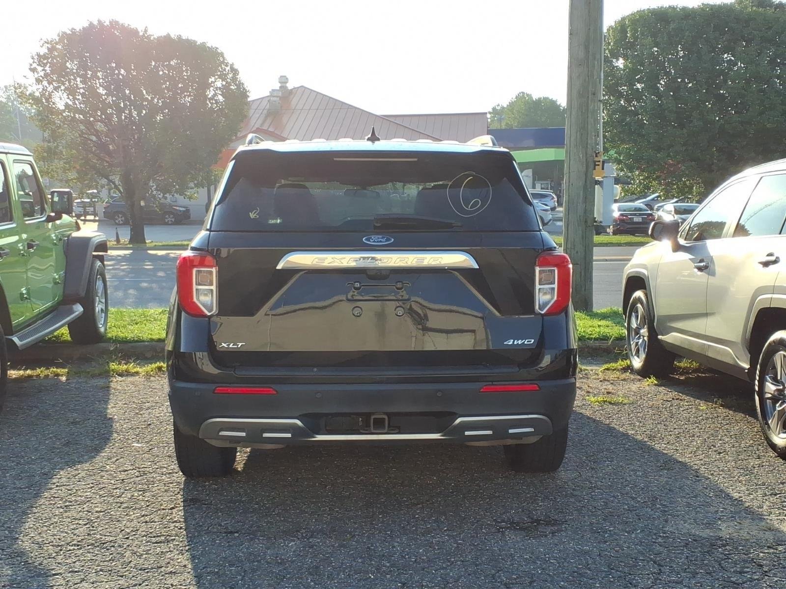 Used 2023 Agate Black Metallic FORD XLT image 5