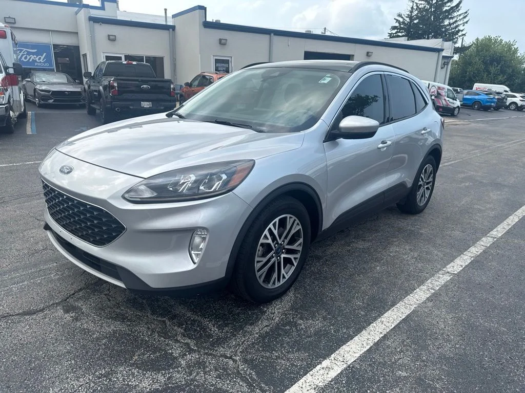 Certified Used 2020 Ingot Silver Ford SEL image 8