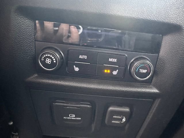 2021 Chevrolet Traverse Premier - Photo 23