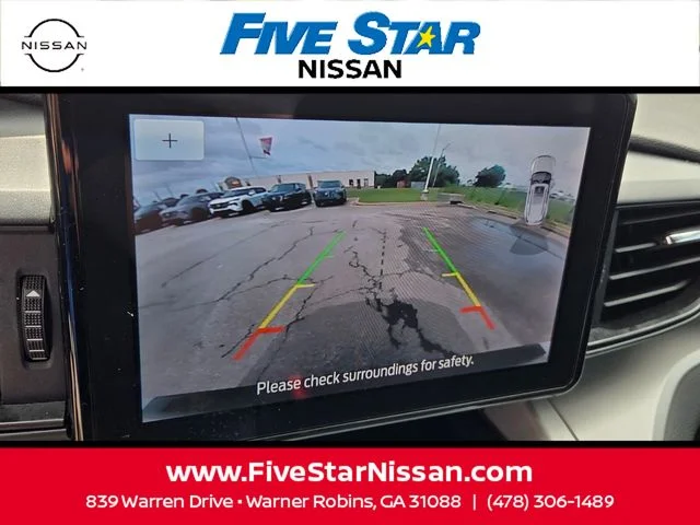 Used 2023 Silver Ford XLT image 21