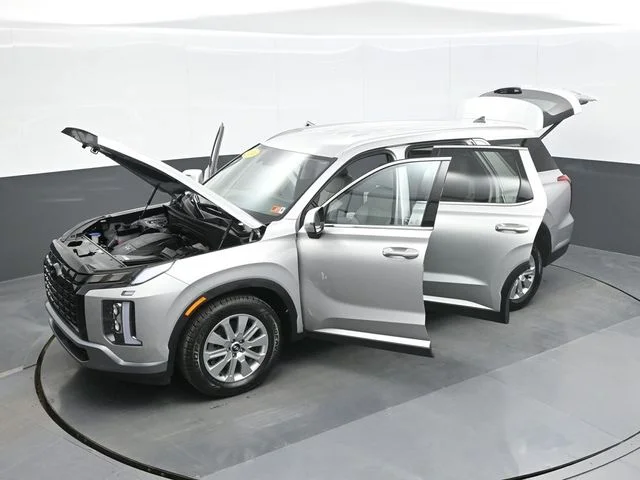 Used 2024 Silver Hyundai SEL image 28