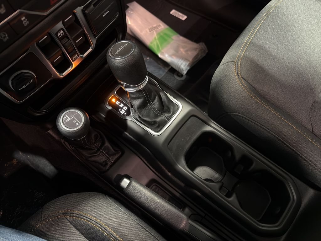 New 2026 Reign Jeep Sport S image 36